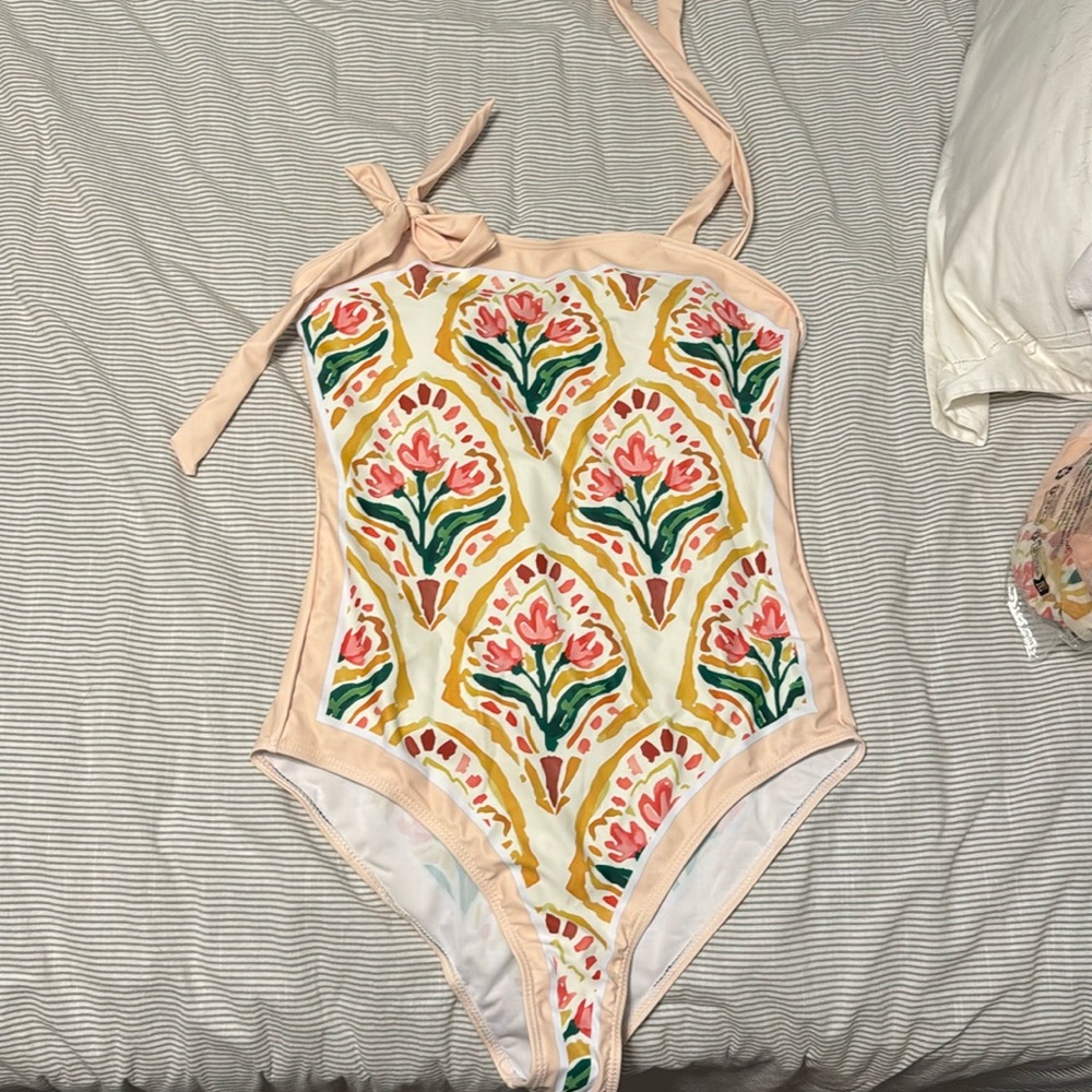 One piece swimsuit